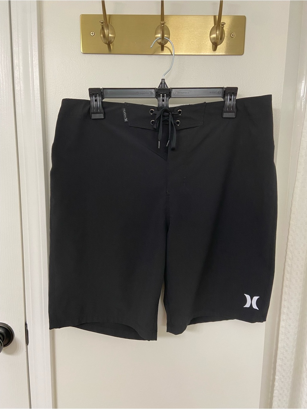 Hurley Phantom Boardshorts Black with White Logo Men’s 32